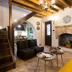Tafros Villa