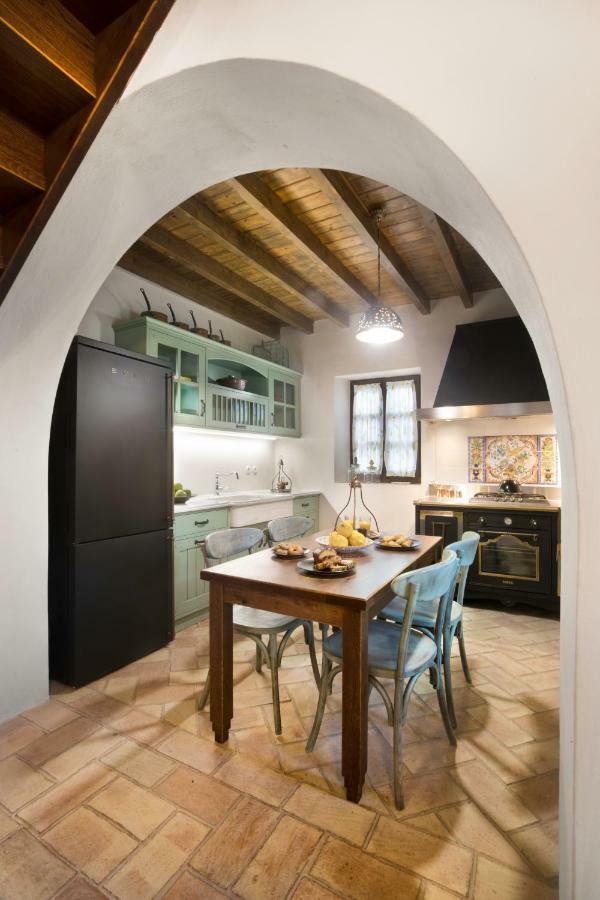 Villa Tafros
